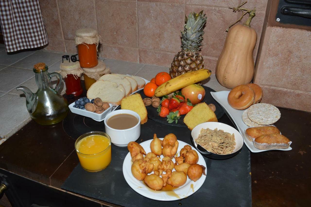 Las Estrebedes Casa Rural Guest House Caminomorisco ภายนอก รูปภาพ