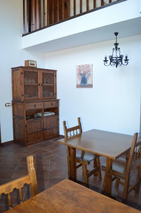 Las Estrebedes Casa Rural Guest House Caminomorisco ภายนอก รูปภาพ