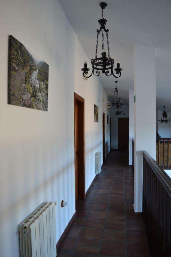 Las Estrebedes Casa Rural Guest House Caminomorisco ภายนอก รูปภาพ