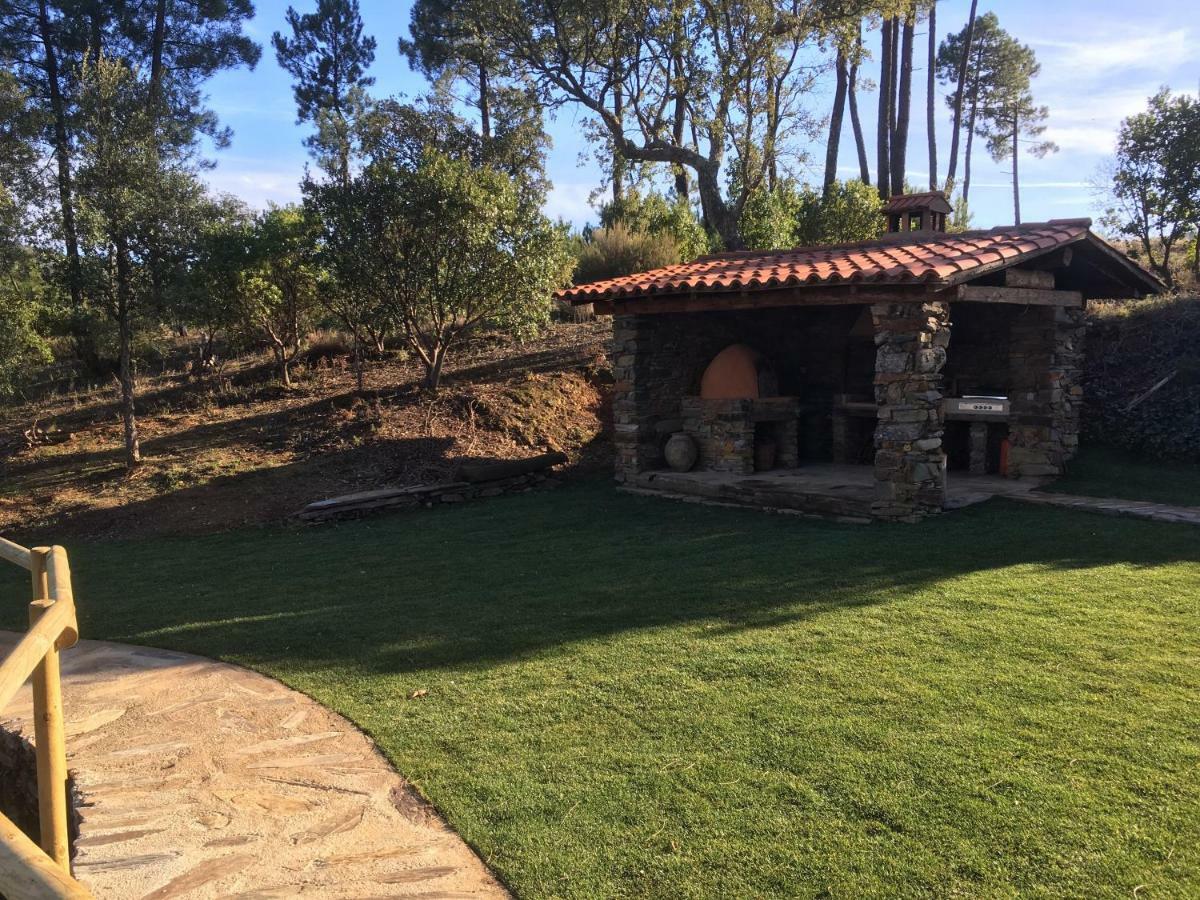 Las Estrebedes Casa Rural Guest House Caminomorisco ภายนอก รูปภาพ